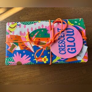 Lush Crescent Glow Gift Set